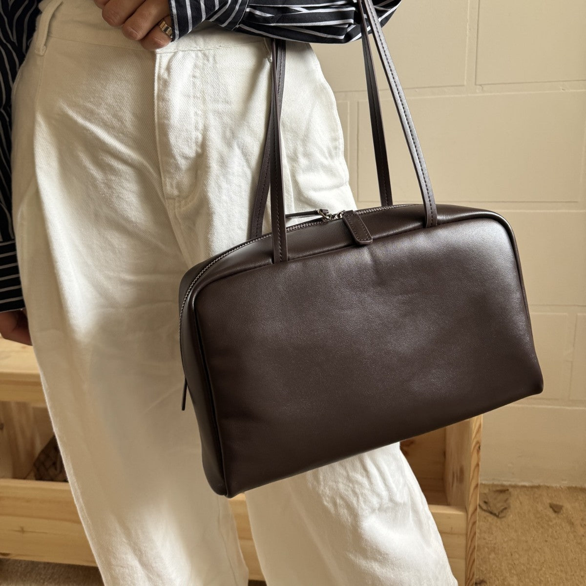 Versatile Commuter Large-capacity Cowhide Shoulder